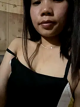 Ngoc-bbi online show from 09/24/25, 04:21