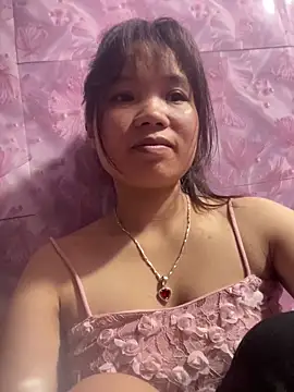 Snapshot of Ngoc-bbi chatting on 05/03/26, 03:40 Ngoc-bbi online show from 05/03/26, 03:40