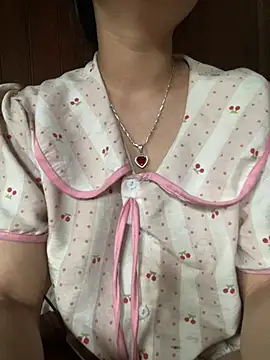 Ngoc-bbi online show from 06/22/26, 11:07