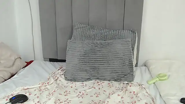 Sexy melanin17 online show from 10/16/25, 04:35