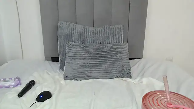 Sexy melanin17 online show from 10/23/25, 08:18