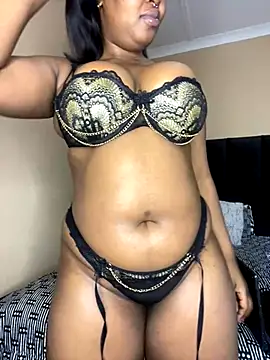 Ebony Warlock  online show from 10/27/25, 04:49