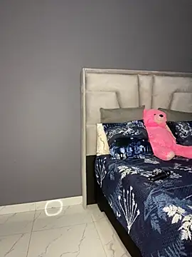 Ebony Warlock  online show from 11/14/25, 06:23