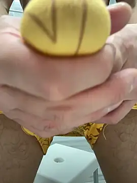 Snapshot of chinsemechan chatting on 04/04/26, 04:15 chinsemechan online show from 04/04/26, 04:15