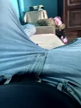 Snapshot of Daniel_cornel chatting on 03/07/26, 11:18 Daniel cornel online show from 03/07/26, 11:18