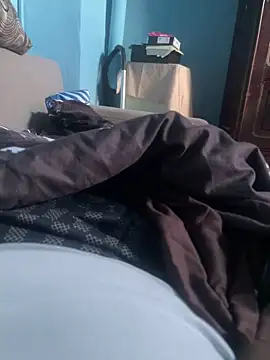 Snapshot of Daniel_cornel chatting on 03/22/26, 02:42 Daniel cornel online show from 03/22/26, 02:42