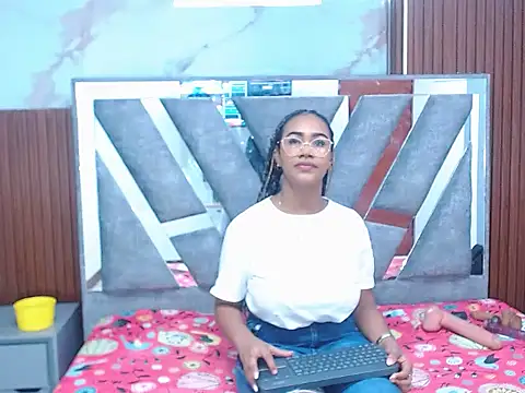 Snapshot of sanabeltits202cl chatting on 09/10/25, 03:39 sanabeltits202cl online show from 09/10/25, 03:39