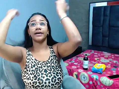 Snapshot of sanabeltits202cl chatting on 10/21/25, 03:18 sanabeltits202cl online show from 10/21/25, 03:18