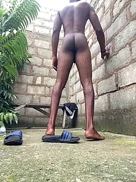 Snapshot of Makemecum634941 chatting on 11/12/25, 08:37 Makemecum634941 online show from 11/12/25, 08:37