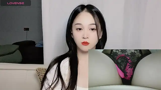 woaiqinqin online show from 10/01/25, 03:07