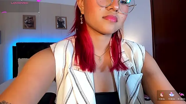 MAYASMITH   online show from 07/12/26, 11:29