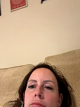 nightingale27 online show from 09/16/25, 07:48