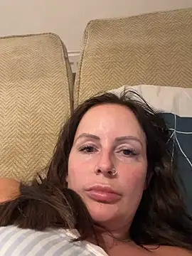 nightingale27 online show from 09/19/25, 08:20