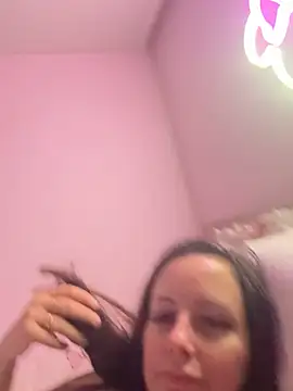 nightingale27 online show from 10/23/25, 08:18