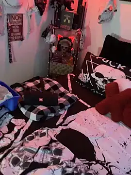 Snapshot of voorheesgirl chatting on 03/19/26, 12:36 voorheesgirl online show from 03/19/26, 12:36