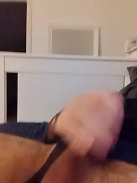 Snapshot of NewJoiner chatting on 09/23/25, 09:07 NewJoiner online show from 09/23/25, 09:07