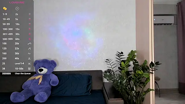 Snapshot of SaraShine_ chatting on 09/10/25, 07:47 SaraShine online show from 09/10/25, 07:47