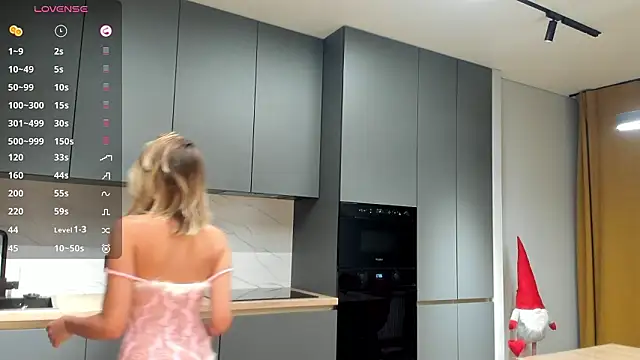 SaraShine  online show from 02/06/26, 09:07