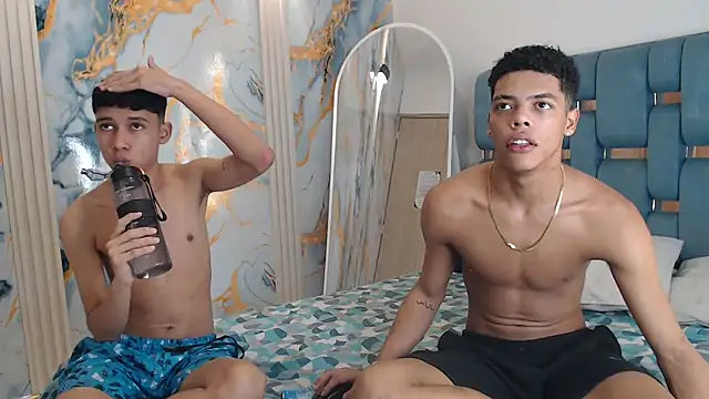 PRETTY FEM online show from 04/13/26, 01:44