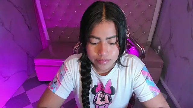 Victoria b  online show from 10/02/25, 07:43