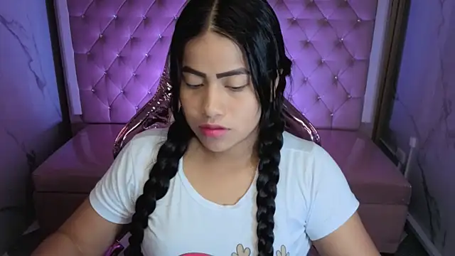 Victoria b  online show from 11/12/25, 07:57