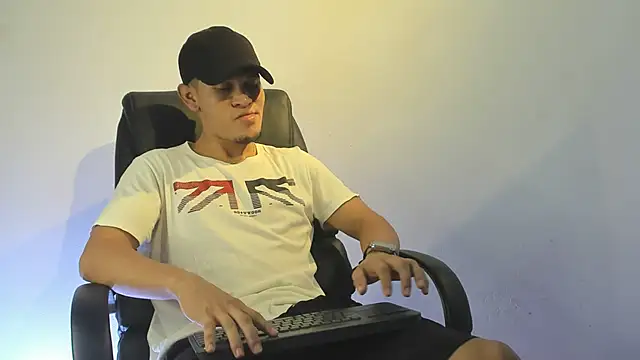 Manuel FPG online show from 09/13/25, 07:57