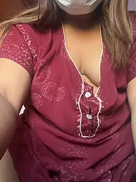 goodvibesonly44445 online show from 02/09/26, 07:34