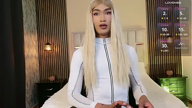 Snapshot of melody-rouss chatting on 01/07/26, 04:26 melody-rouss online show from 01/07/26, 04:26
