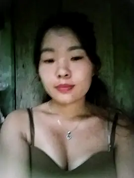 lylylove online show from 09/10/25, 11:10