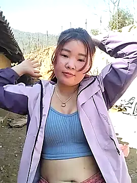 lylylove online show from 02/05/26, 06:07