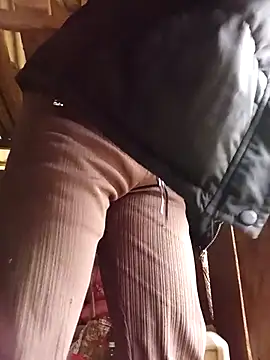 Ngocmi909 online show from 02/18/26, 12:50