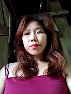 Ngocmi909 online show from 04/12/26, 10:48