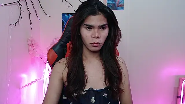 dianne swift online show from 10/31/25, 03:24