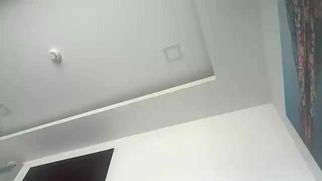 JuicyBlackD83 online show from 11/25/25, 05:07