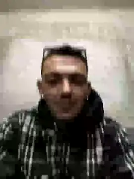 Snapshot of Santulucarola chatting on 10/08/25, 12:30 Santulucarola online show from 10/08/25, 12:30