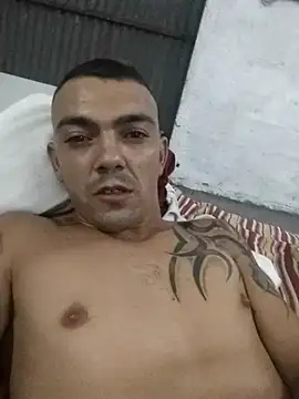 Snapshot of Santulucarola chatting on 01/09/26, 02:47 Santulucarola online show from 01/09/26, 02:47