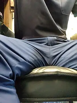 Snapshot of anggllaaa chatting on 09/10/25, 03:50 anggllaaa online show from 09/10/25, 03:50