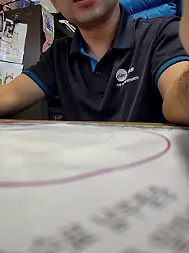 Snapshot of anggllaaa chatting on 10/22/25, 01:39 anggllaaa online show from 10/22/25, 01:39