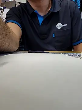 Snapshot of anggllaaa chatting on 10/31/25, 01:50 anggllaaa online show from 10/31/25, 01:50