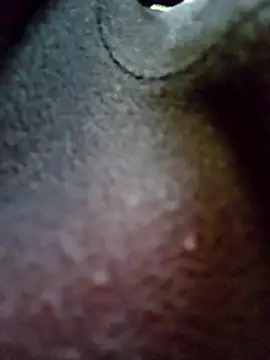 Snapshot of anggllaaa chatting on 12/04/25, 01:48 anggllaaa online show from 12/04/25, 01:48