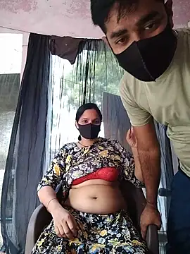 Snapshot of Miss_Sahiba chatting on 11/02/25, 03:53 Miss Sahiba online show from 11/02/25, 03:53