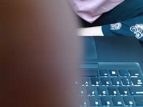 Vaani Singha online show from 10/11/25, 03:32