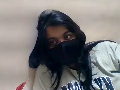 Vaani Singha online show from 05/07/26, 02:22