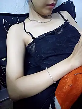 Snapshot of _Thaotam_ chatting on 01/09/26, 01:36 Thaotam online show from 01/09/26, 01:36