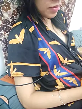 Snapshot of _Thaotam_ chatting on 02/11/26, 10:09 Thaotam online show from 02/11/26, 10:09