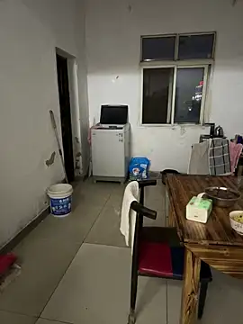 xiiuuff18 online show from 03/27/26, 11:32