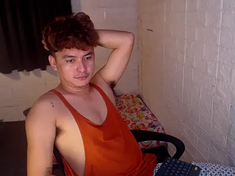 Snapshot of Tempting_jon chatting on 06/04/26, 04:07 Tempting jon online show from 06/04/26, 04:07