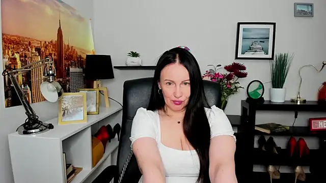 Velvet Jasmine online show from 09/16/25, 05:41