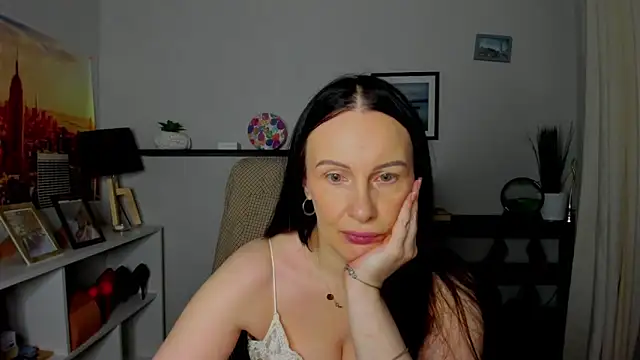 Velvet Jasmine online show from 11/03/25, 06:25