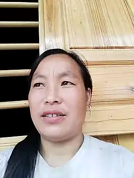 miss-su online show from 09/18/25, 01:51